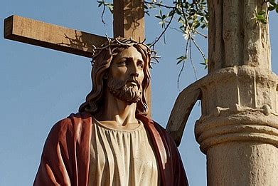 The Crucifixion ile Dönemin Ruhunu ve İnancını Yansıtan Altın Sarısı Dokunuşlar!